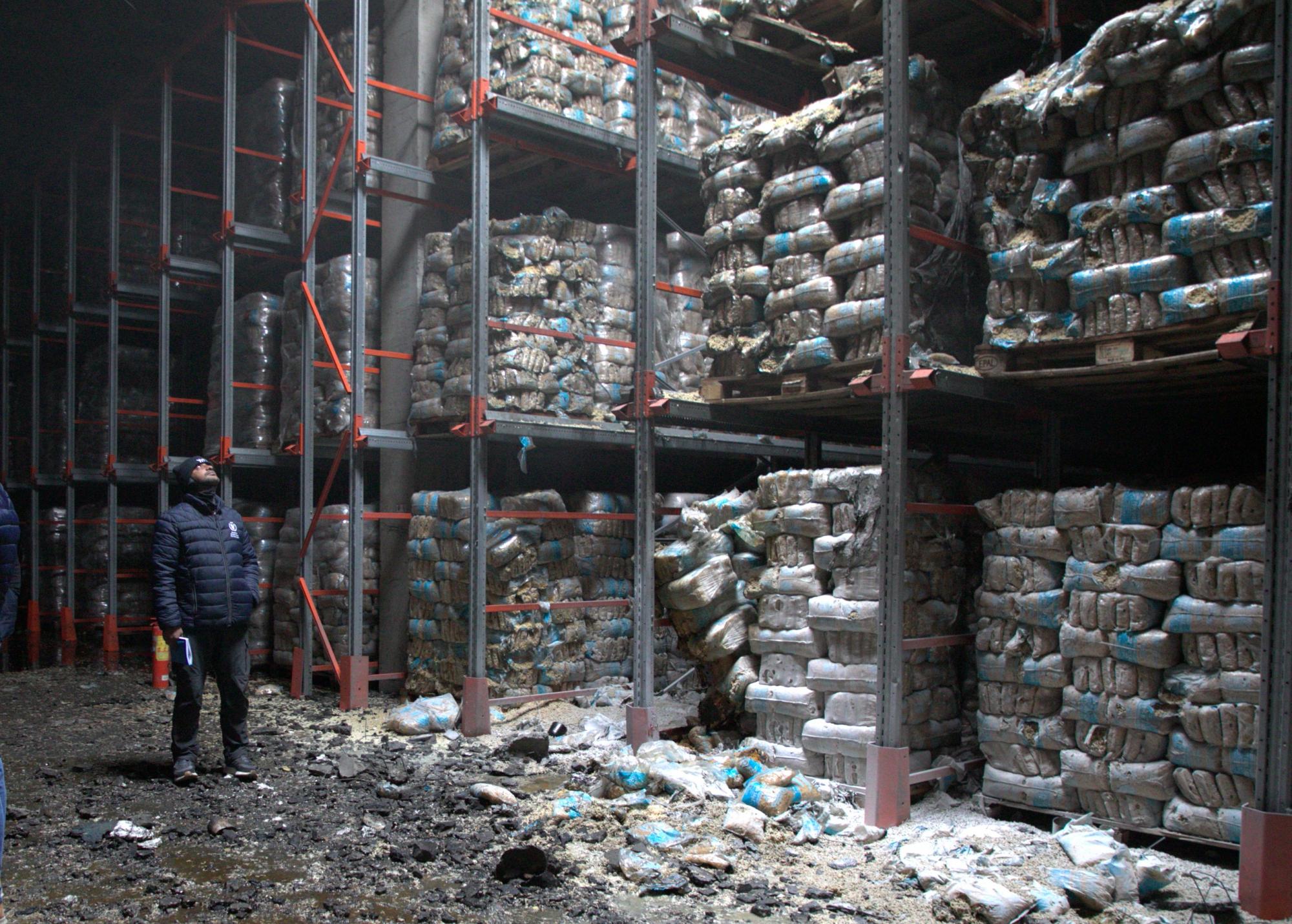 Гуманітарна допомога під загрозою: як атаки РФ і відключення світла зривають поставки